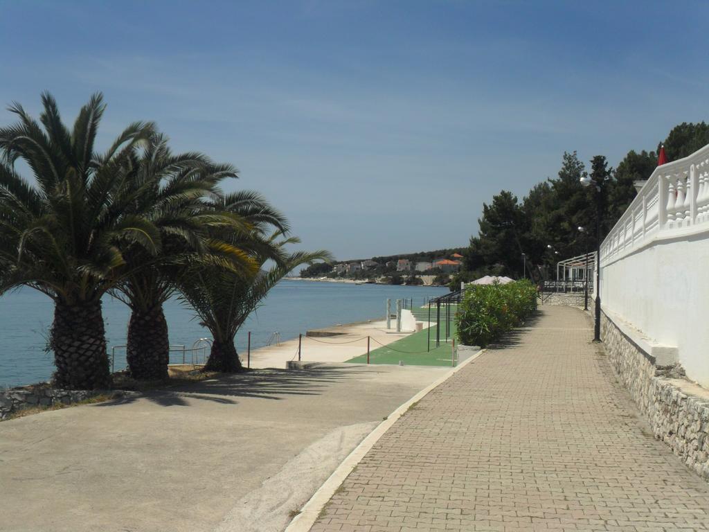 Apartment Filip Trogir Exterior photo